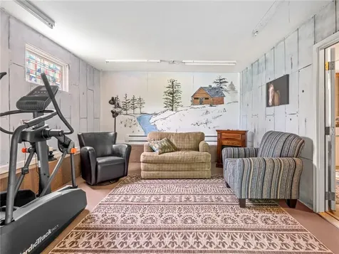 860 Centerville Road Warwick RI 02886