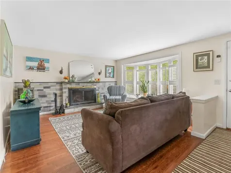 860 Centerville Road Warwick RI 02886