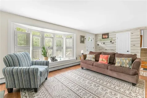 860 Centerville Road Warwick RI 02886