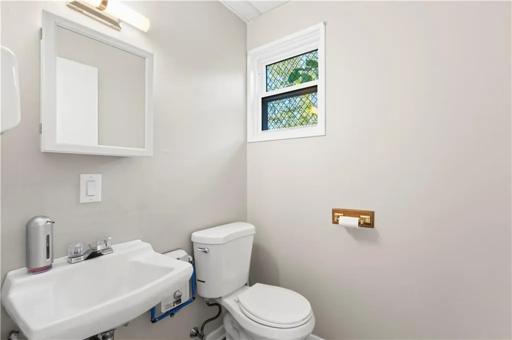 404 Smithfield Avenue Pawtucket RI 02860