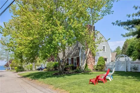 35 Fales Road Bristol RI 02809