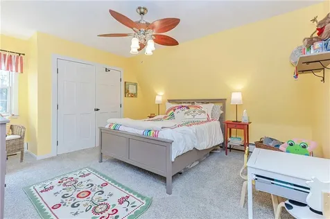 35 Fales Road Bristol RI 02809