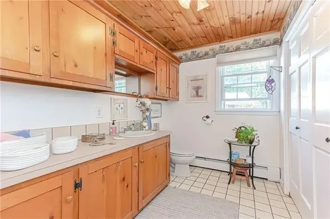 35 Fales Road Bristol RI 02809