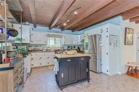 35 Fales Road Bristol RI 02809