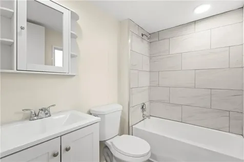 21 Lear Drive Coventry RI 02816