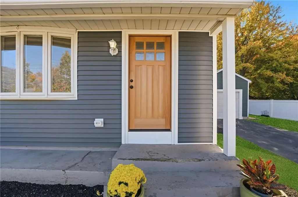 132 Greenville Road North Smithfield RI 02896