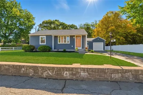 132 Greenville Road North Smithfield RI 02896