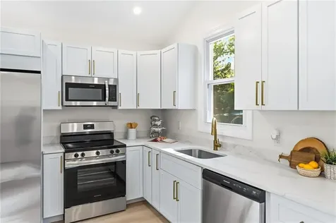 132 Greenville Road North Smithfield RI 02896