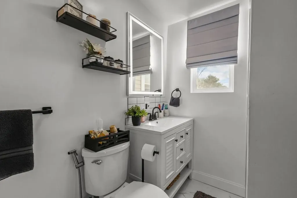 56 Errol Street Warwick RI 02888