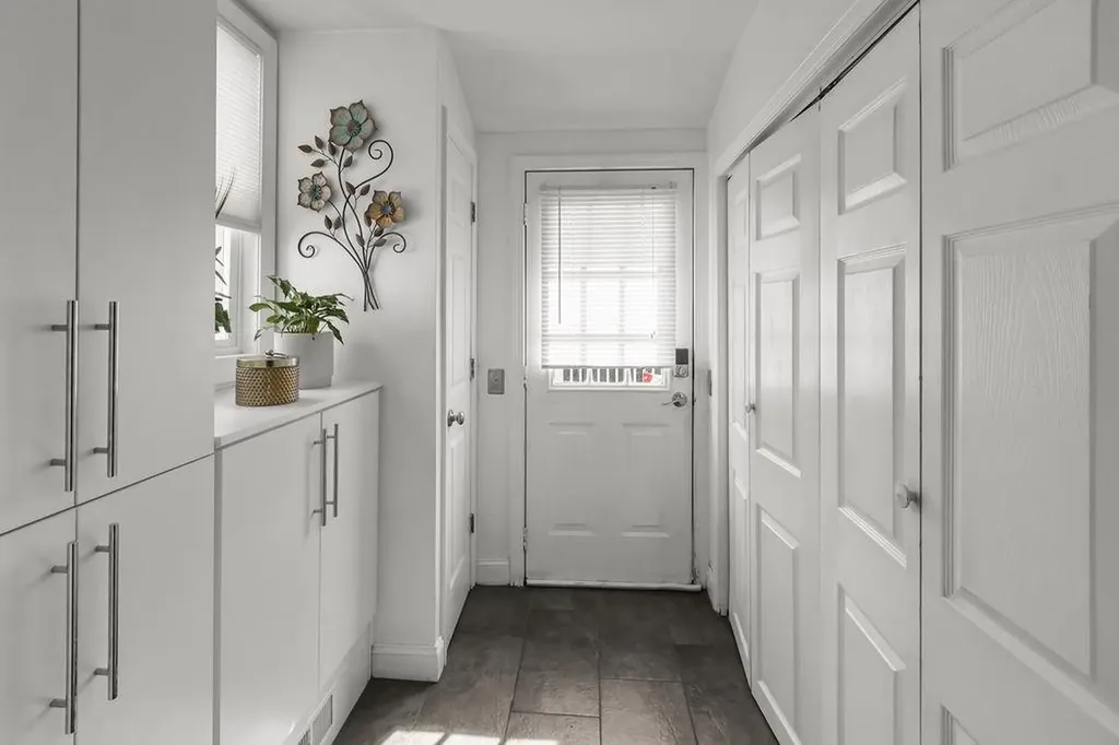 56 Errol Street Warwick RI 02888