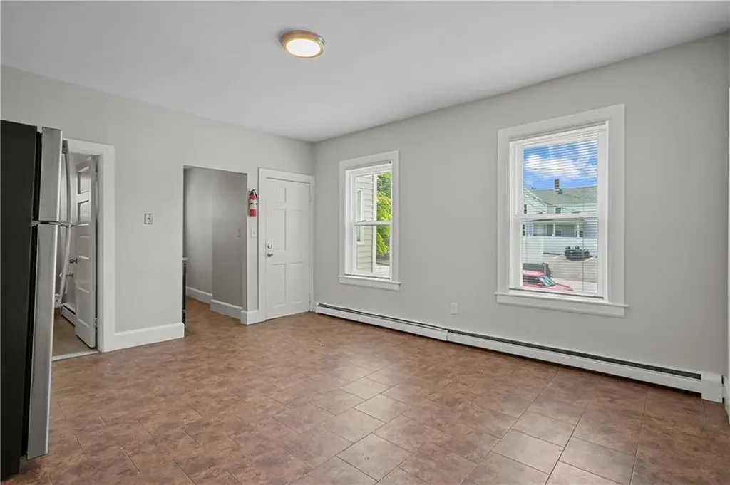 158 160 Newell Avenue Pawtucket RI 02860