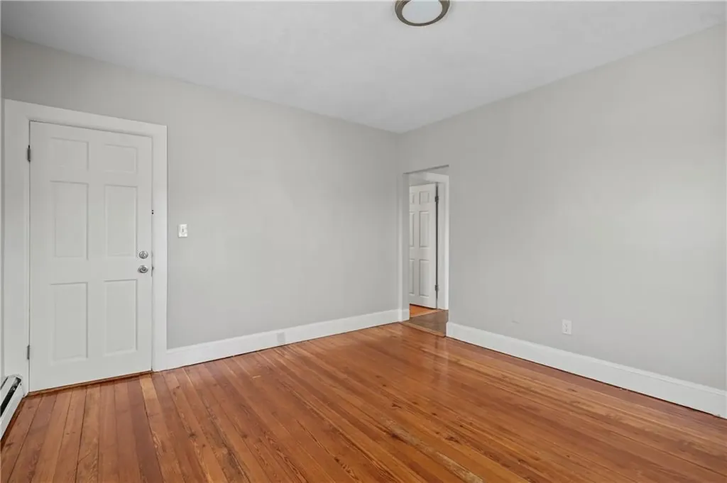 158 160 Newell Avenue Pawtucket RI 02860