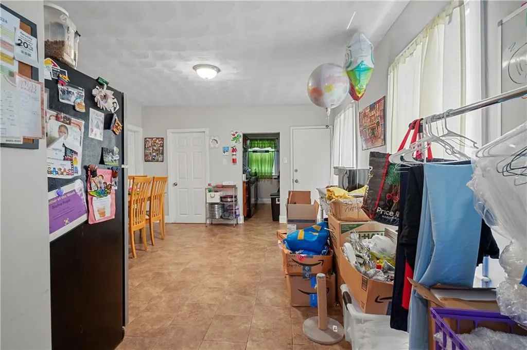 158 160 Newell Avenue Pawtucket RI 02860