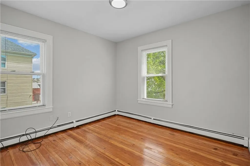 158 160 Newell Avenue Pawtucket RI 02860