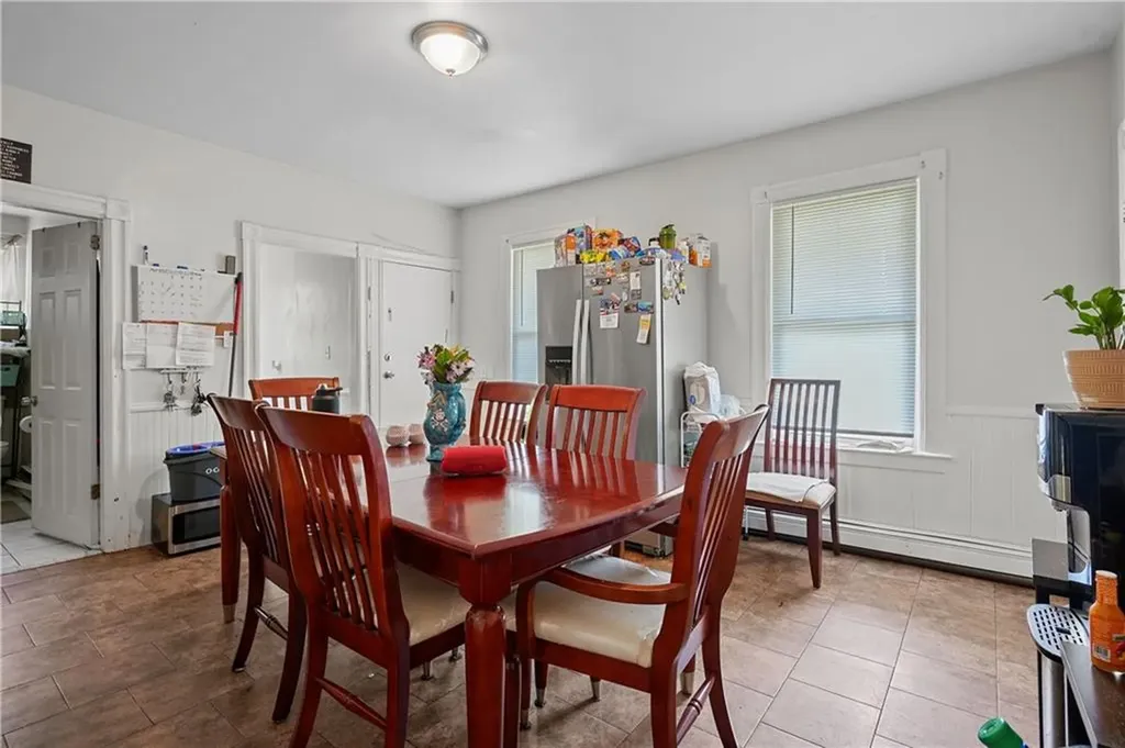 158 160 Newell Avenue Pawtucket RI 02860