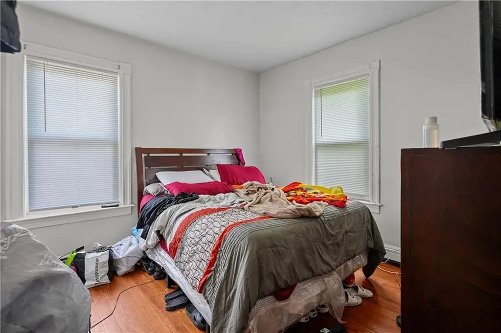 158 160 Newell Avenue Pawtucket RI 02860