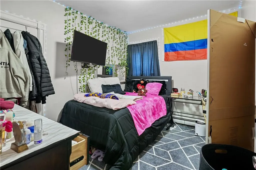 158 160 Newell Avenue Pawtucket RI 02860