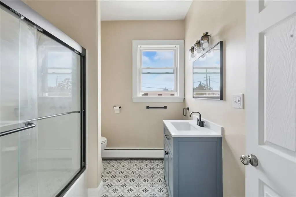 134 Flint Avenue Cranston RI 02910