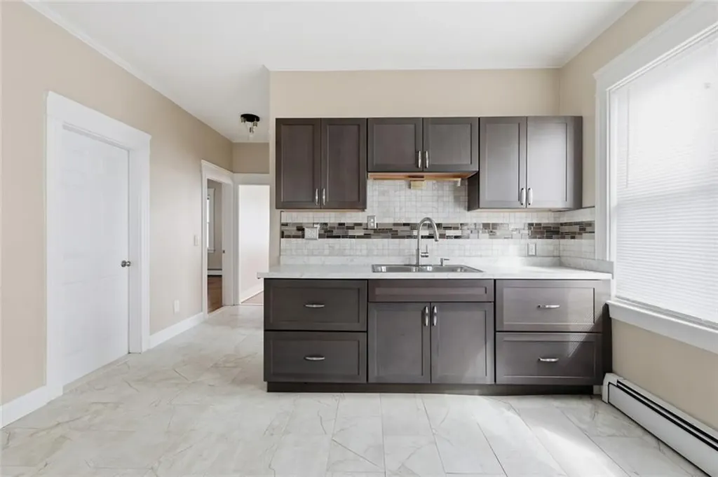 134 Flint Avenue Cranston RI 02910