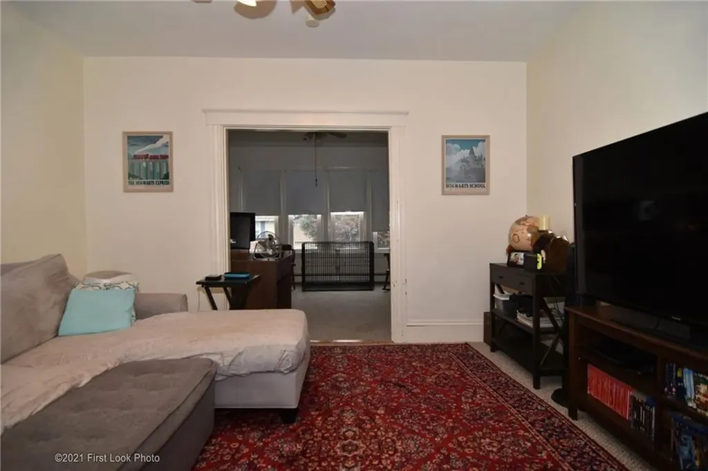 61 63 Warwick Street Woonsocket RI 02895