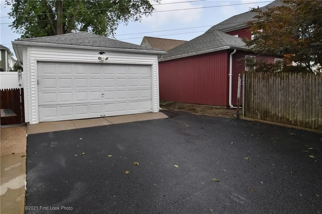 61 63 Warwick Street Woonsocket RI 02895