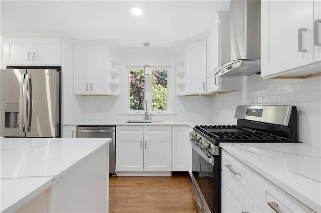 5 Pleasant View Circle Smithfield RI 02928