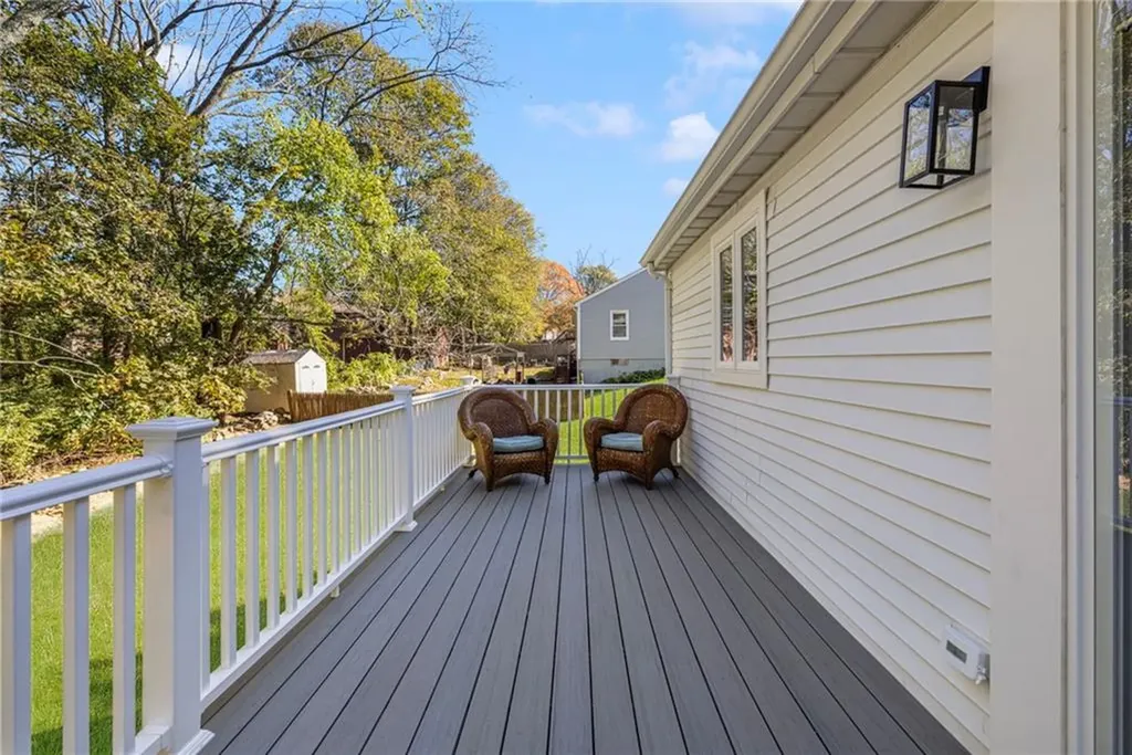 5 Pleasant View Circle Smithfield RI 02928