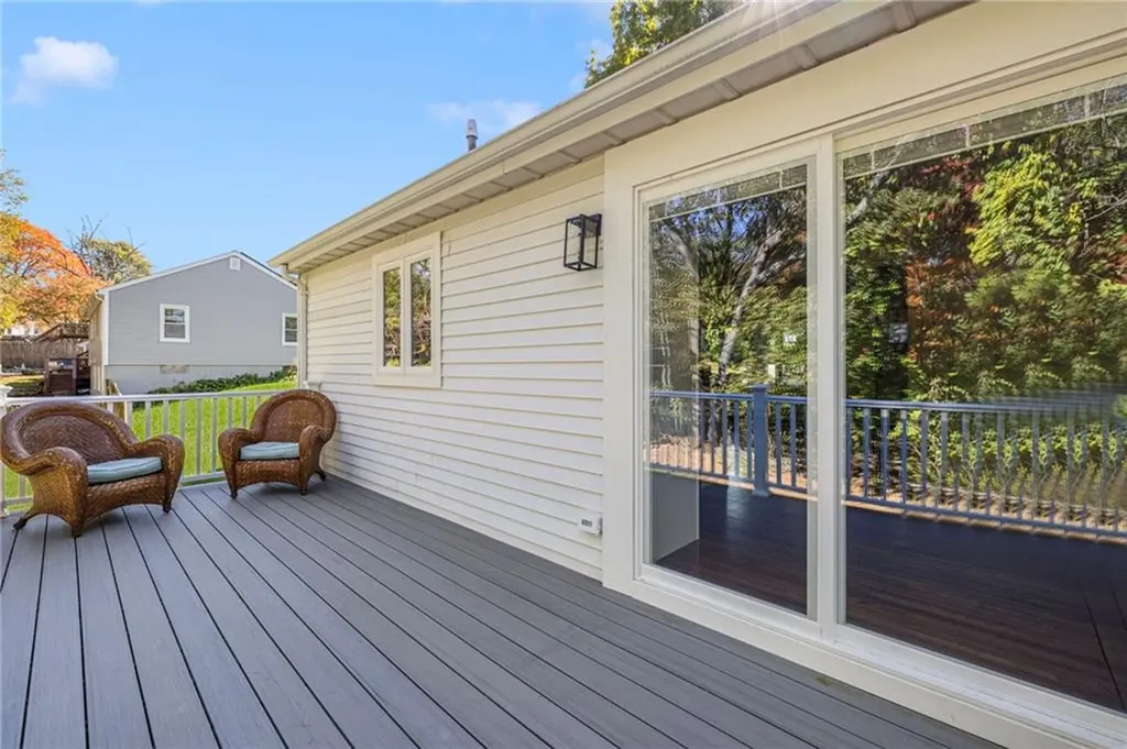 5 Pleasant View Circle Smithfield RI 02928