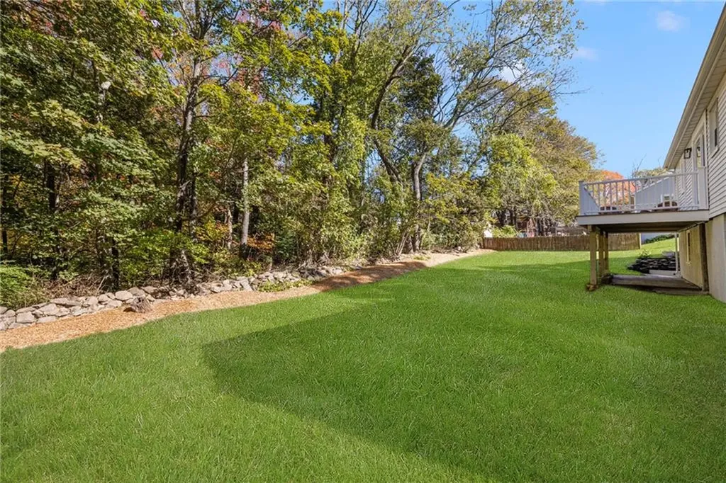 5 Pleasant View Circle Smithfield RI 02928