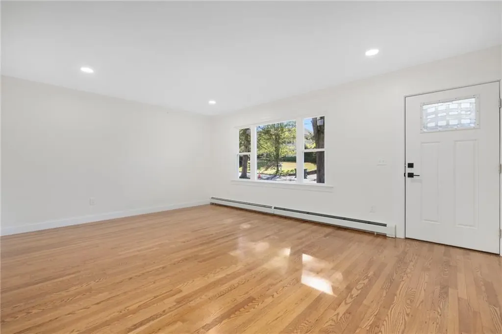 5 Pleasant View Circle Smithfield RI 02928