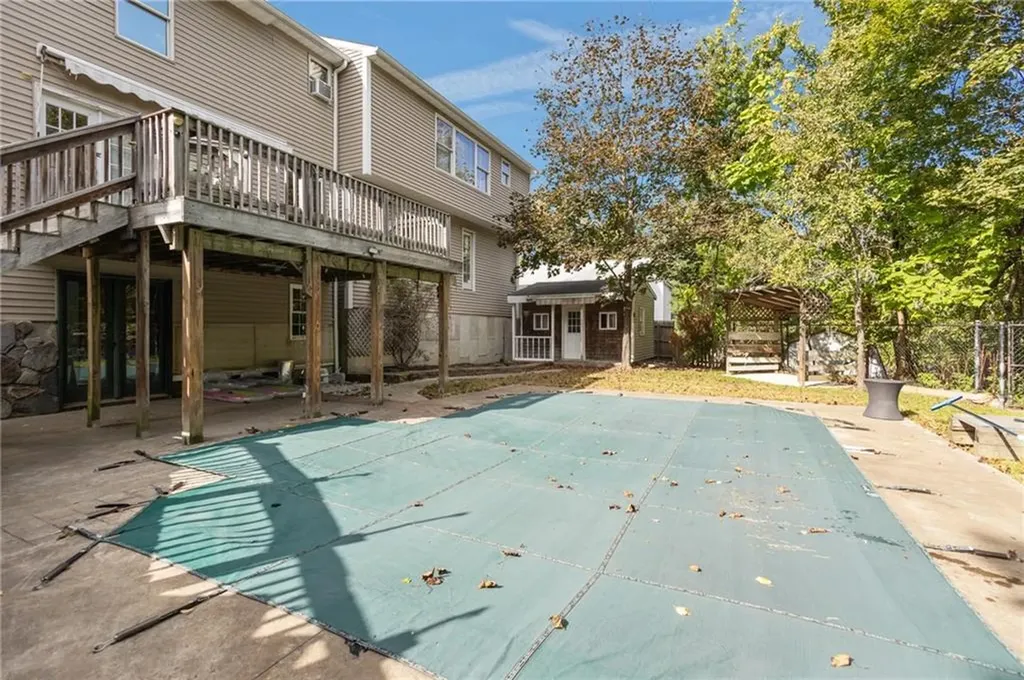 64 Lockwood Street West Warwick RI 02893