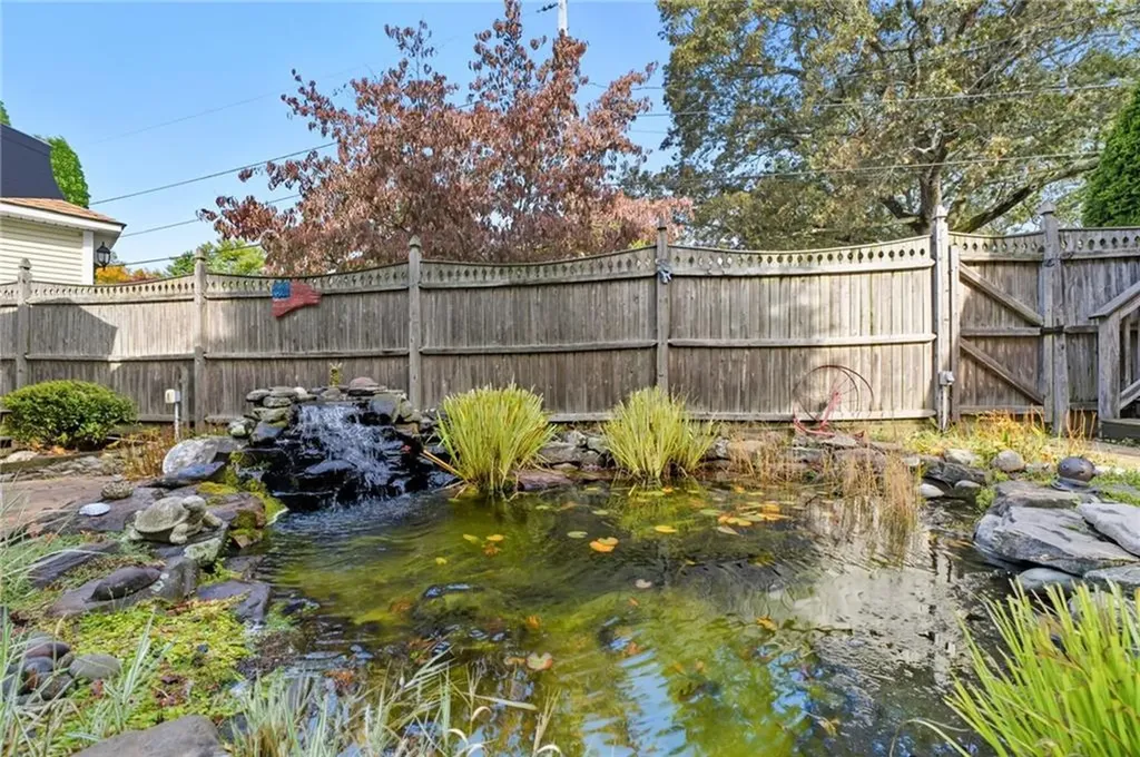 117 Spring Green Road Warwick RI 02888