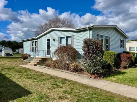 14 Blue Spruce Lane South Kingstown RI 02879