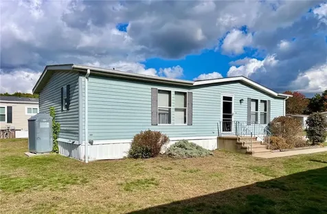 14 Blue Spruce Lane South Kingstown RI 02879