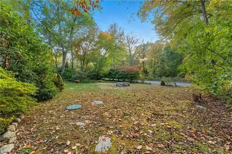 28 Tarbox Drive Exeter RI 02822