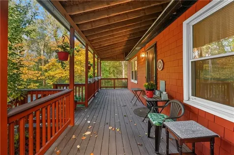 28 Tarbox Drive Exeter RI 02822