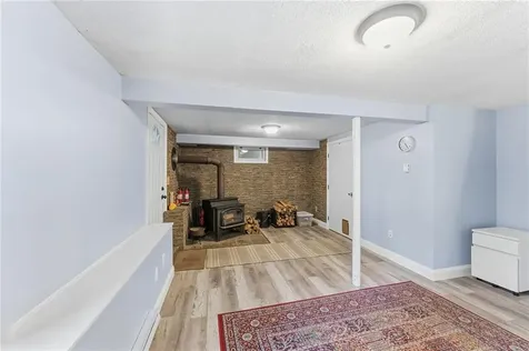 28 Tarbox Drive Exeter RI 02822