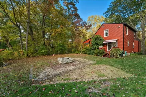 28 Tarbox Drive Exeter RI 02822