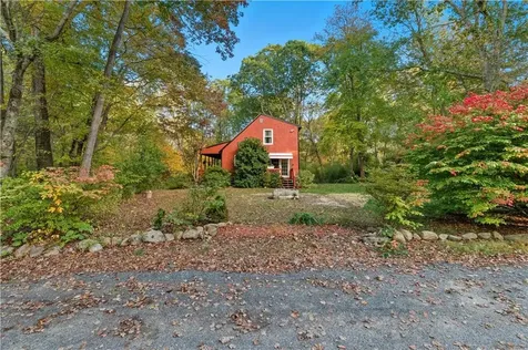 28 Tarbox Drive Exeter RI 02822