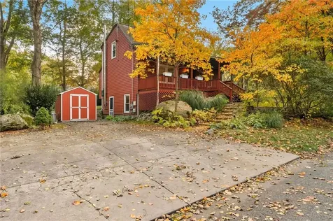 28 Tarbox Drive Exeter RI 02822