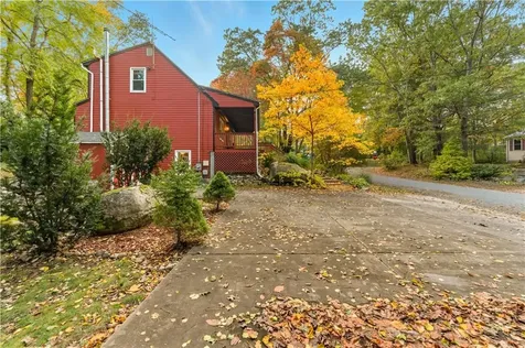 28 Tarbox Drive Exeter RI 02822