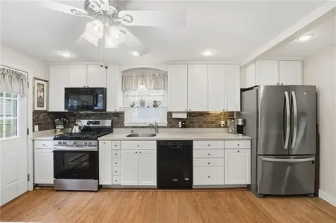 19 Beatrice Avenue Warwick RI 02889