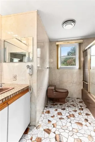 25 Mockingbird Drive Cranston RI 02920