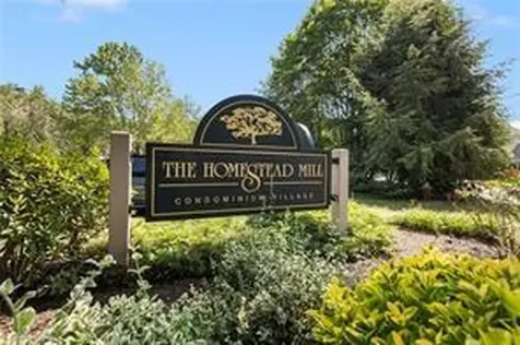 15 Higgins Street Smithfield RI 02917