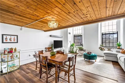 15 Higgins Street Smithfield RI 02917