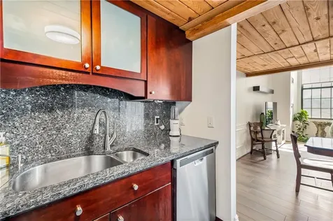 15 Higgins Street Smithfield RI 02917