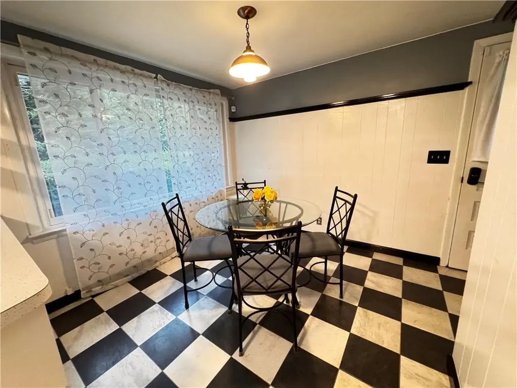 91 Ridgeway Road Cranston RI 02920