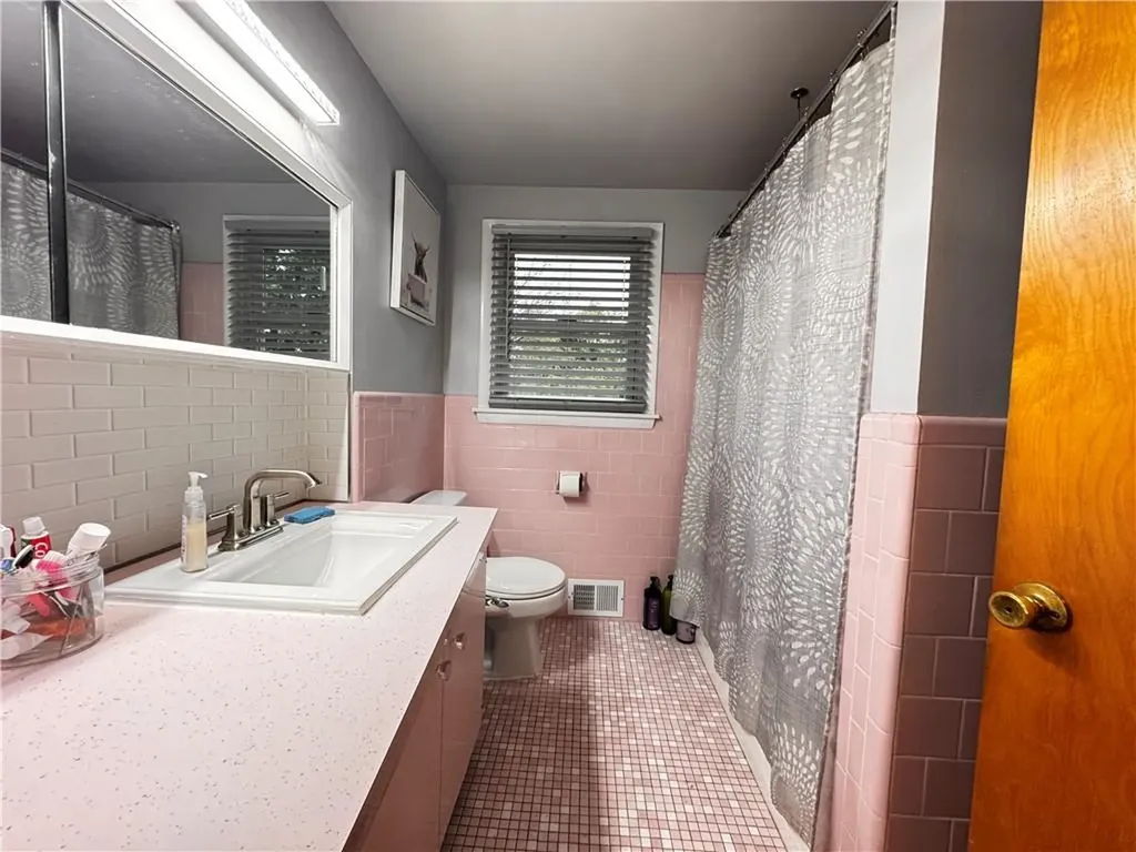 91 Ridgeway Road Cranston RI 02920