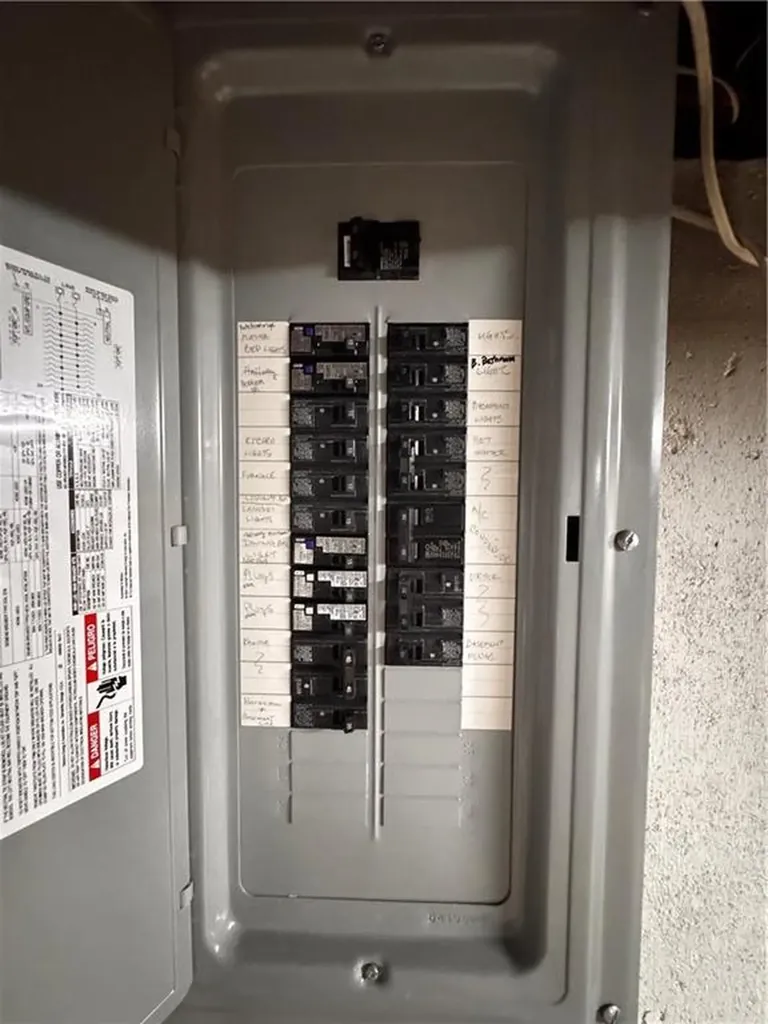 91 Ridgeway Road Cranston RI 02920