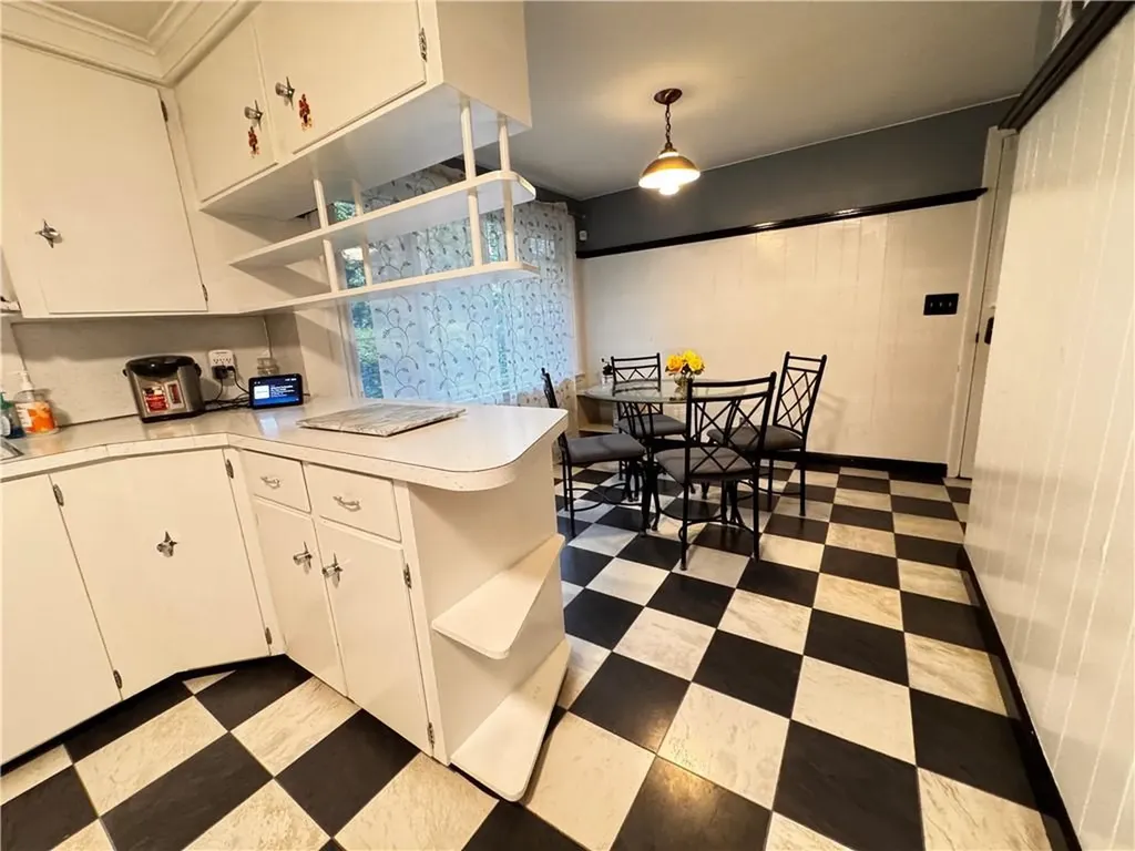 91 Ridgeway Road Cranston RI 02920